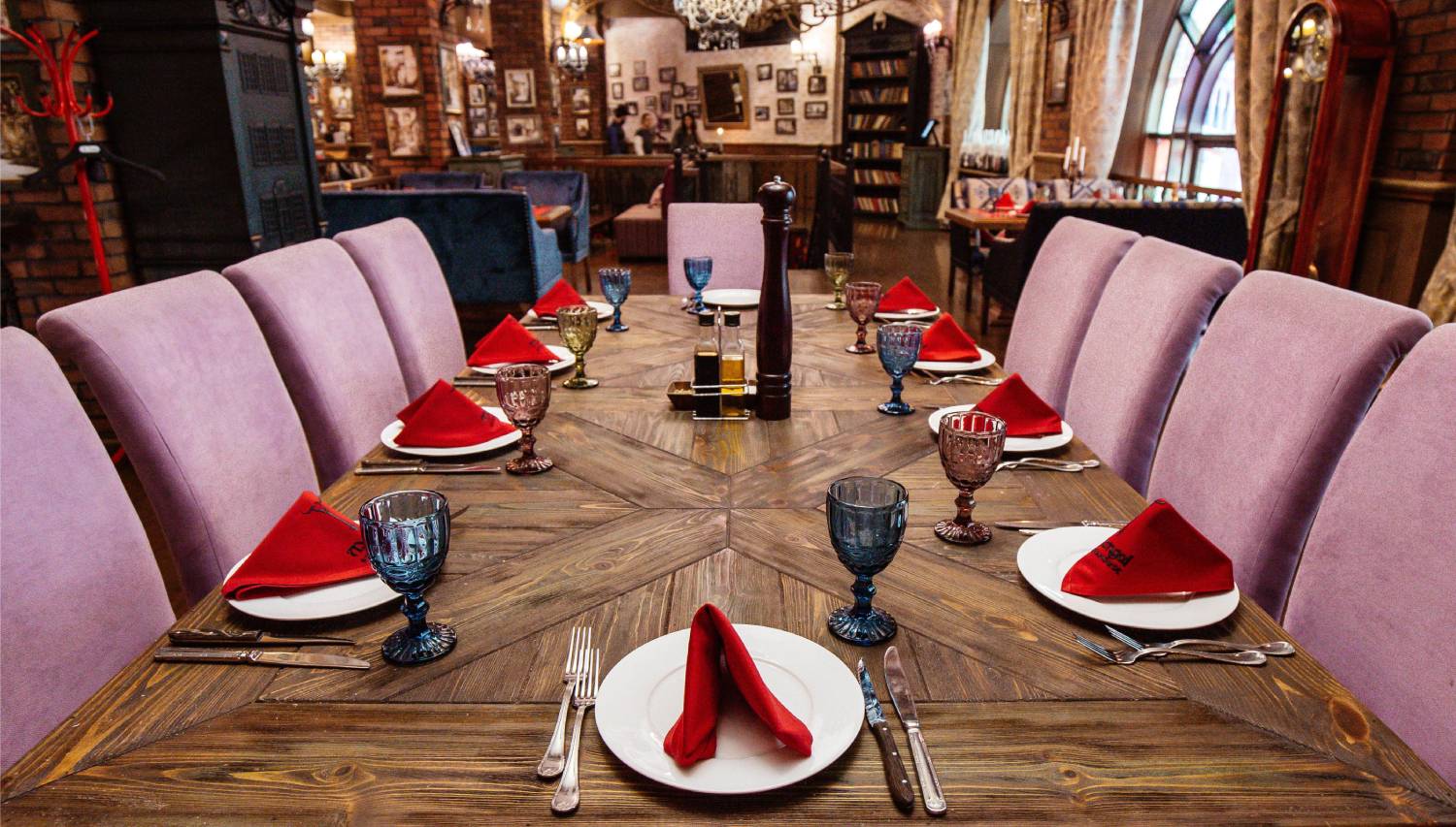 Restaurant Furniture Beyond Expectations: Tables, Chairs & More from Hotel Suppliers